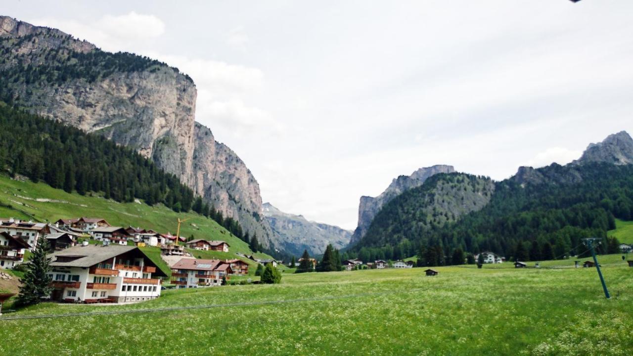 Hotel Serena Selva di Val Gardena Exterior foto